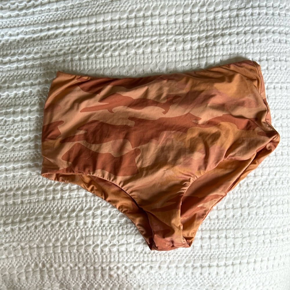 Mai terracotta camo bottoms